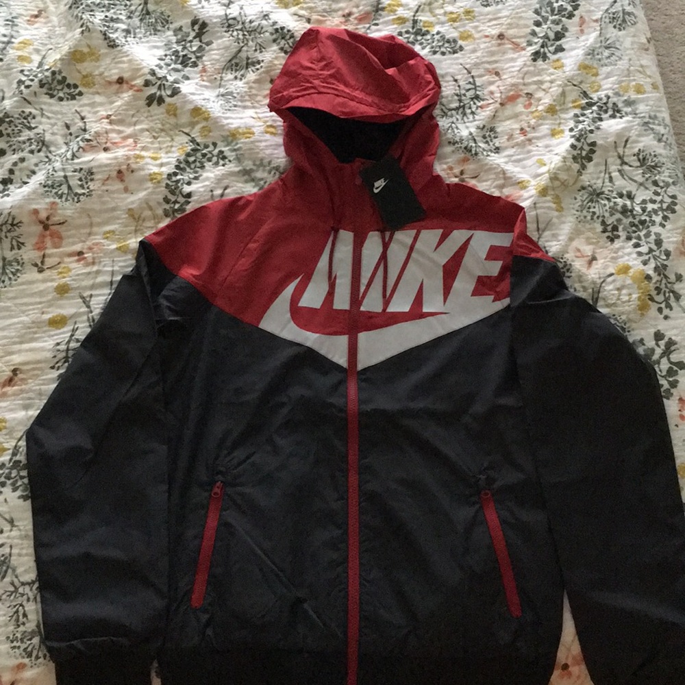 Nike windbreaker